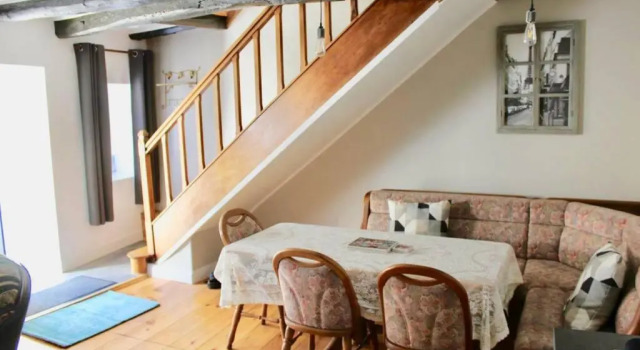 Коттедж с 2 комнатами Maison Denise