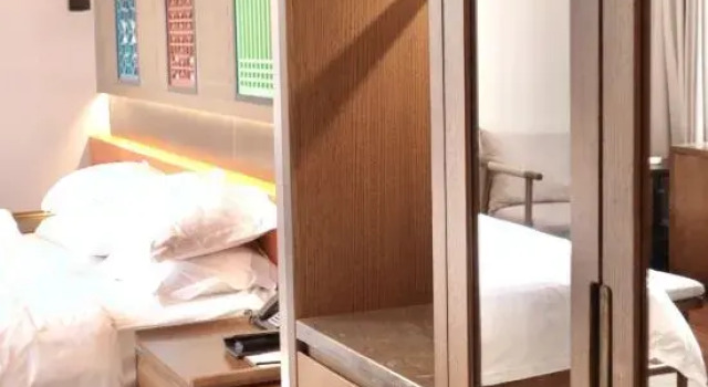 Qinhuai Family Hotel, Prenota Hotel Hotel a Jiangsu con parcheggio, Parcheggio