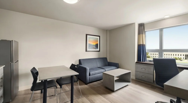 Люкс c 1 комнатой Microtel Inn & Suites Montreal Airport - Dorval QC