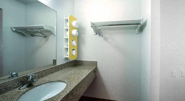 Четырёхместный номер Standard Motel 6-Sparks, NV - Airport - Sparks