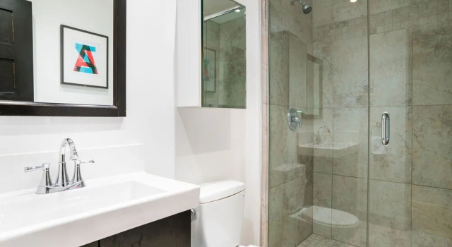 Bohemian 5BR in Downtown MTL by Sonder, Rezervovat Hotel 4hvězdičkové hotely v Montreal, poblíž CGI Group, 4*