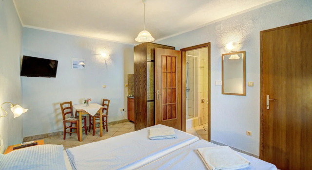 Nice Apartment in Senj With Wifi, Prenota Appartamento Segna 