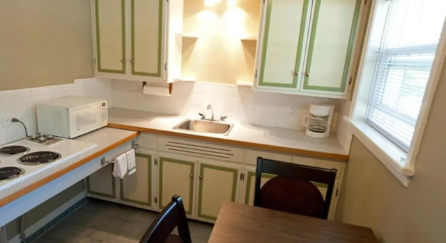 Полулюкс Alpine Inn & Suites