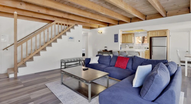 2159-journey's Peak 4 Bedroom Home by Redawning