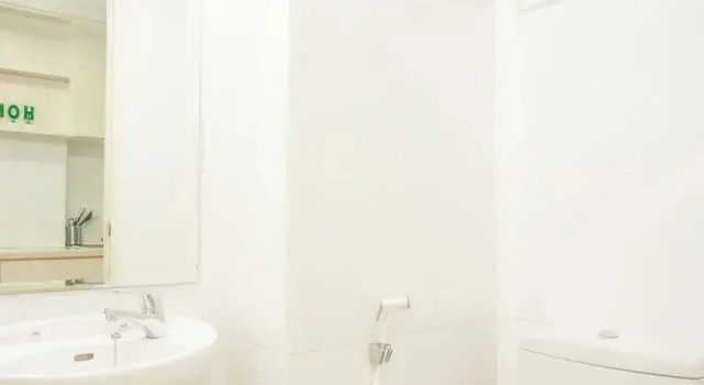 Двухместная студия Superior с балконом и с видом на город Genius Jakarta - Gading Greenhill Apt