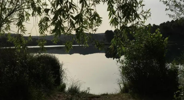 Ruidera Resort, Забронировать Курортный отель Отели Руидера с парковкой, Парковка