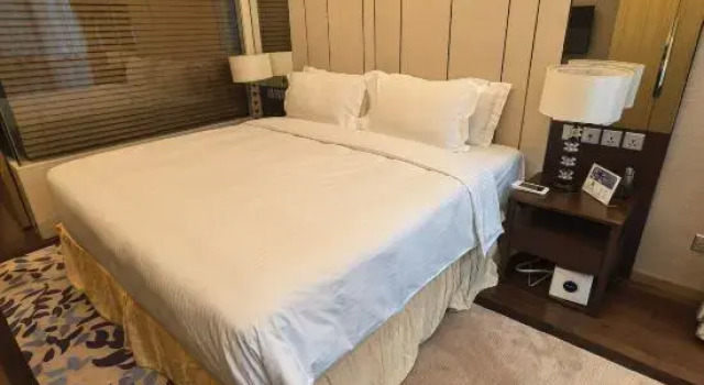 Люкс Deluxe с 2 комнатами Ascott Heng Shan Shanghai