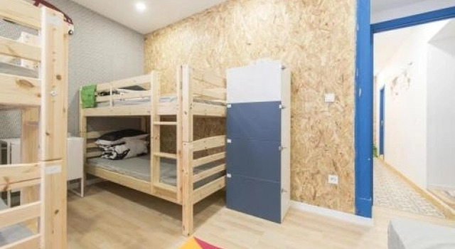 Plbh Bicycle Hostel 28, Забронировать Хостел Лиссабон Эстремадура, рядом с Памятник Жозе-Томасу ди Соуза-Мартенсу