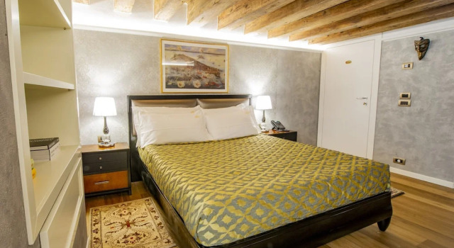 Двухместный номер Standard с видом на канал EGO Residence Venice