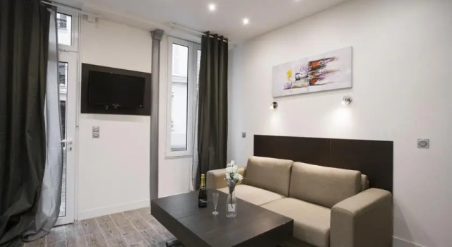 Loft Gare de Lyon, Забронировать Апартаменты/квартира Париж Иль-де-Франс, рядом с Порт де Шарантон