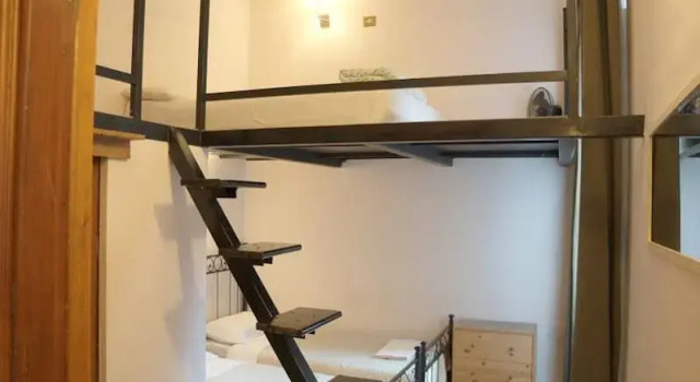 Overseas 2 Guest House