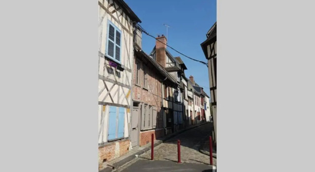 F1 au pied de la cathédrale, Réserver Appartement Beauvais Oise