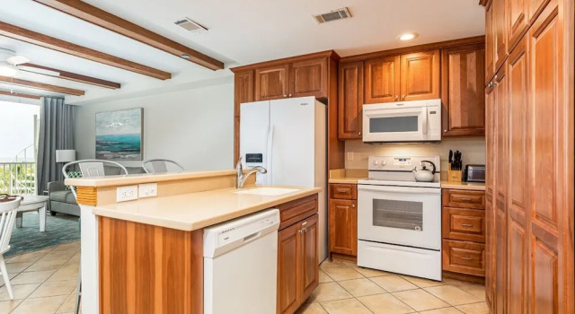Номер Standard Ocean Song by Tybee Vacation Rentals