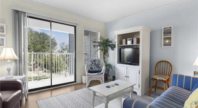 Beach & Tennis Admirals Row 226 - Two Bedroom Condo