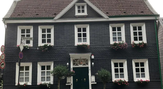 Апартаменты Gästehaus Ehringhausen 63