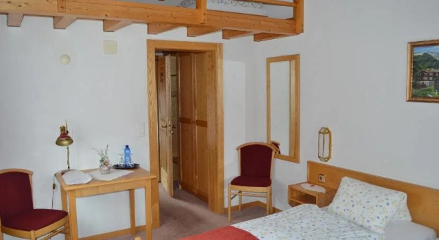 Hotel Grimsel, Boek Hotel Hotels in Wallis met parkeren, Parkeren