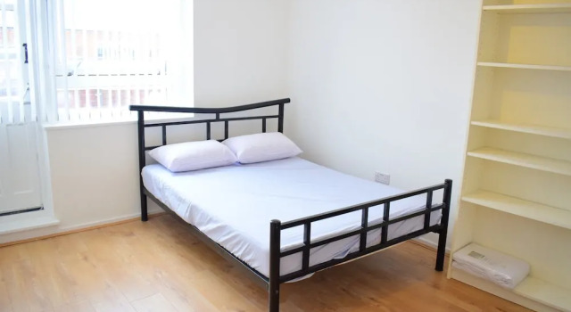 3 Bedroom Shadwell Flat, Varaa Huoneisto Asunnot kohteessa Merseyside, Huoneisto