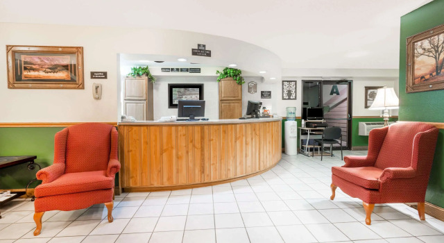 Super 8 by Wyndham Ogallala