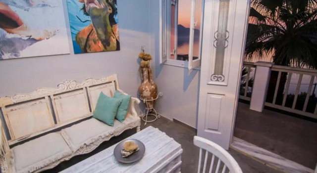 Niriides Hotel Apartments, Prenota Appartamento Hotel a Symi con colazione, Colazione