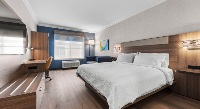 Holiday Inn Express Hotel & Suites Santa Cruz by IHG