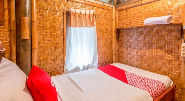 Edriyan Bungalow by Oyo Rooms, Book Hotel Hoteller i Tetebatu med pool, Swimmingpool