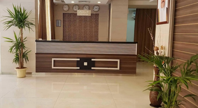 Al Muhanna Plaza Luxury Plus, Book Hotel Hotels in Salmiyah with a Pool, Swimming Pool
