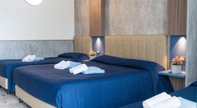 FRUIT VILLAGE PAESTUM Coral Beach, Book Hotel Hoteller i Salerno med parkering, Parkering