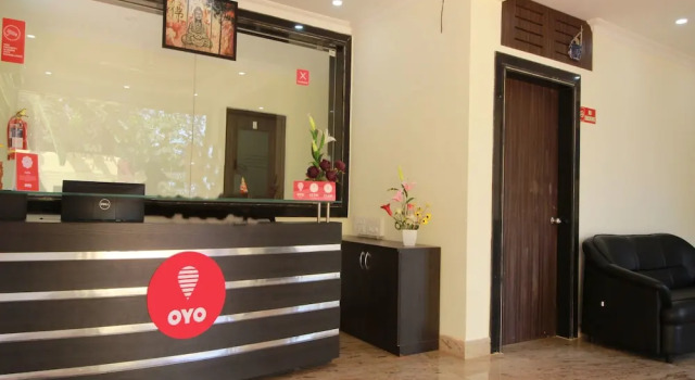 OYO 12017 Sai Swastik, Varaa Hotelli Hotellit Verem aamiaisella, Aamiainen