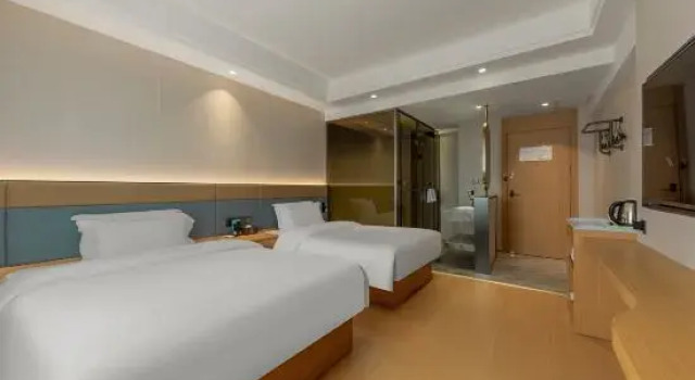 Heyue Hotel, Prenota Hotel Hotel a Chongzuo con parcheggio, Parcheggio