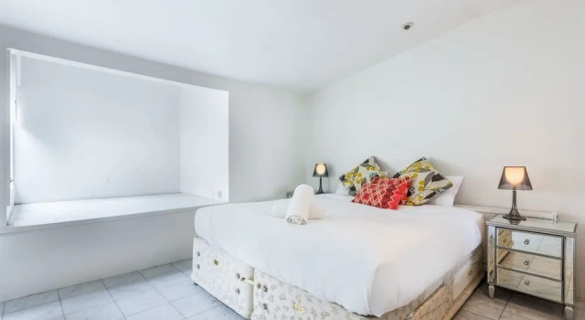 Spoilt for Choice 2-bed/2-bath + Free Parking