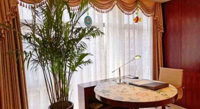 Семейный люкс Global Village Hotel