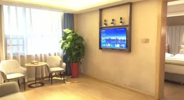 Люкс Ouyi Hotel (Yuzhou Yanquan Square Branch)