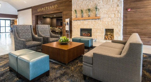 Holiday Inn Cleveland West - Westlake, Varaa Hotelli Westlake Ohio