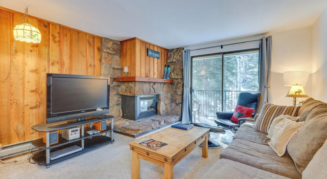Апартаменты с 2 комнатами Winter Park Condo w/ Pool ~ 3 Mi to Ski Resort