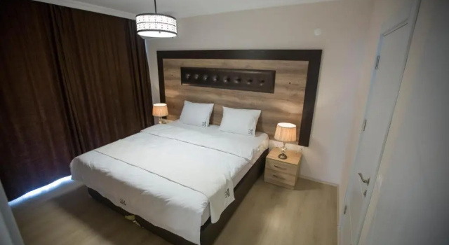Апартаменты Black Rose Apartment