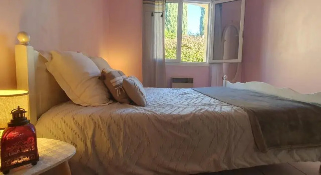 Petite maison au calme garrigue et mer Montpellier, Book Hotel Montpellier Hérault