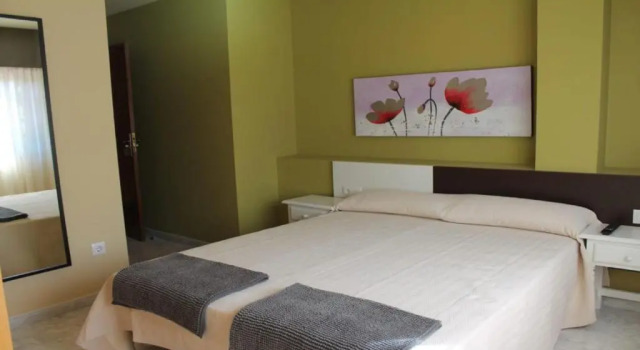 Hostal O Galeón San Luis, Book Hotel  
