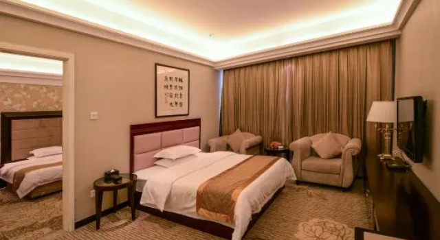 Suite Yongding Hotel
