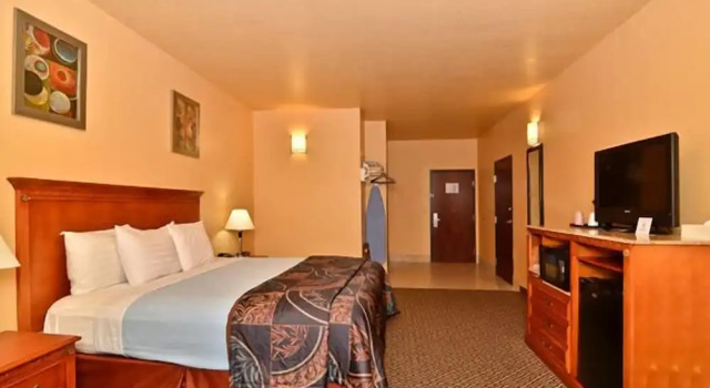 HiWay Inn Express of Broken Bow, Prenota Hotel Hotel a Oklahoma con piscina, Piscina