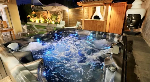 Вилла Villa in Lacanau-ocean Near Beach