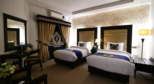 Двухместный номер Deluxe Royal Regency Hotel