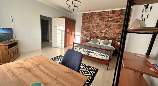 Heartwarming LOFT, Prenota Hotel Almaty Kazakistan