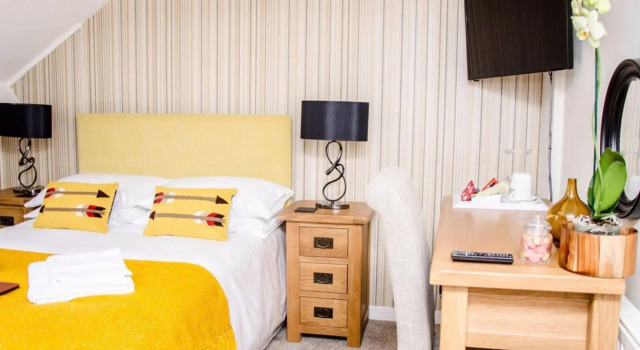 Rosslyn House, Prenota Hotel West Cliff Inghilterra