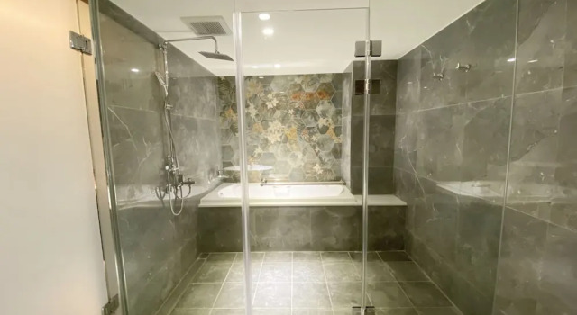 Трёхместный семейный номер Standard HINOEN Hotel