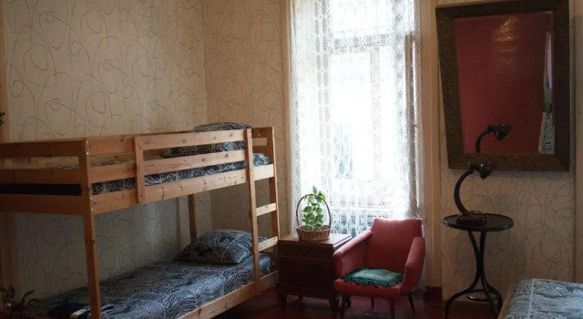 Кровать в общем номере Suzi Hostel