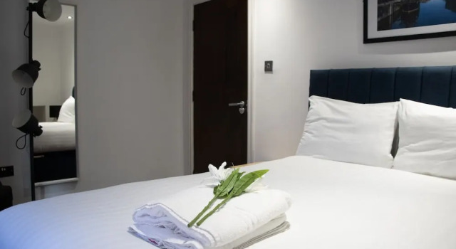 UStay 27 Stanley Street Party Apartments, Varaa Huoneisto Asunnot kohteessa Merseyside, Huoneisto