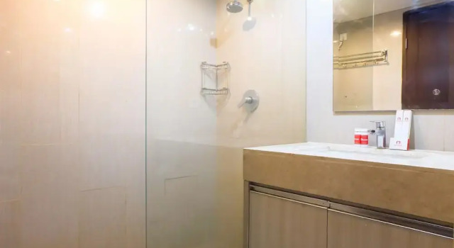 Номер Standard Modern Furnished Studio Apartment Near MT Haryono And Cawang
