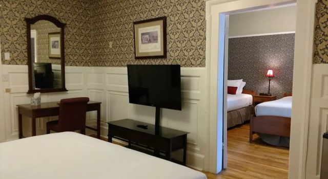 Семейный люкс с 2 комнатами Thayers Inn