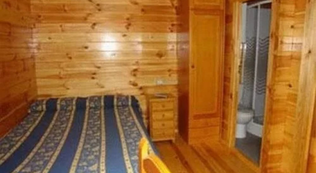 Camping las Lomas, Prenota Campeggio Güéjar-Sierra Sierra Nevada