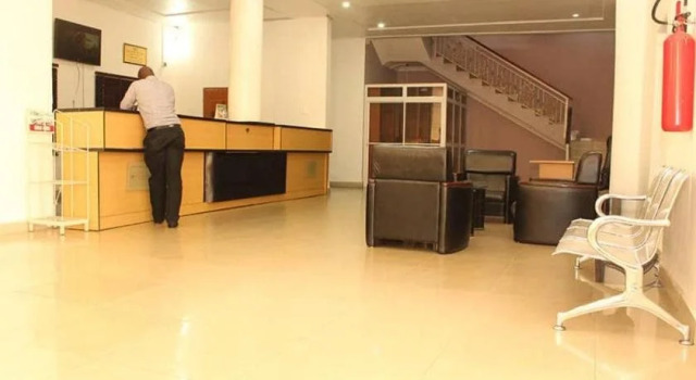 Jovidat Suites, Prenota Hotel Hotel a Bwari con parcheggio, Parcheggio